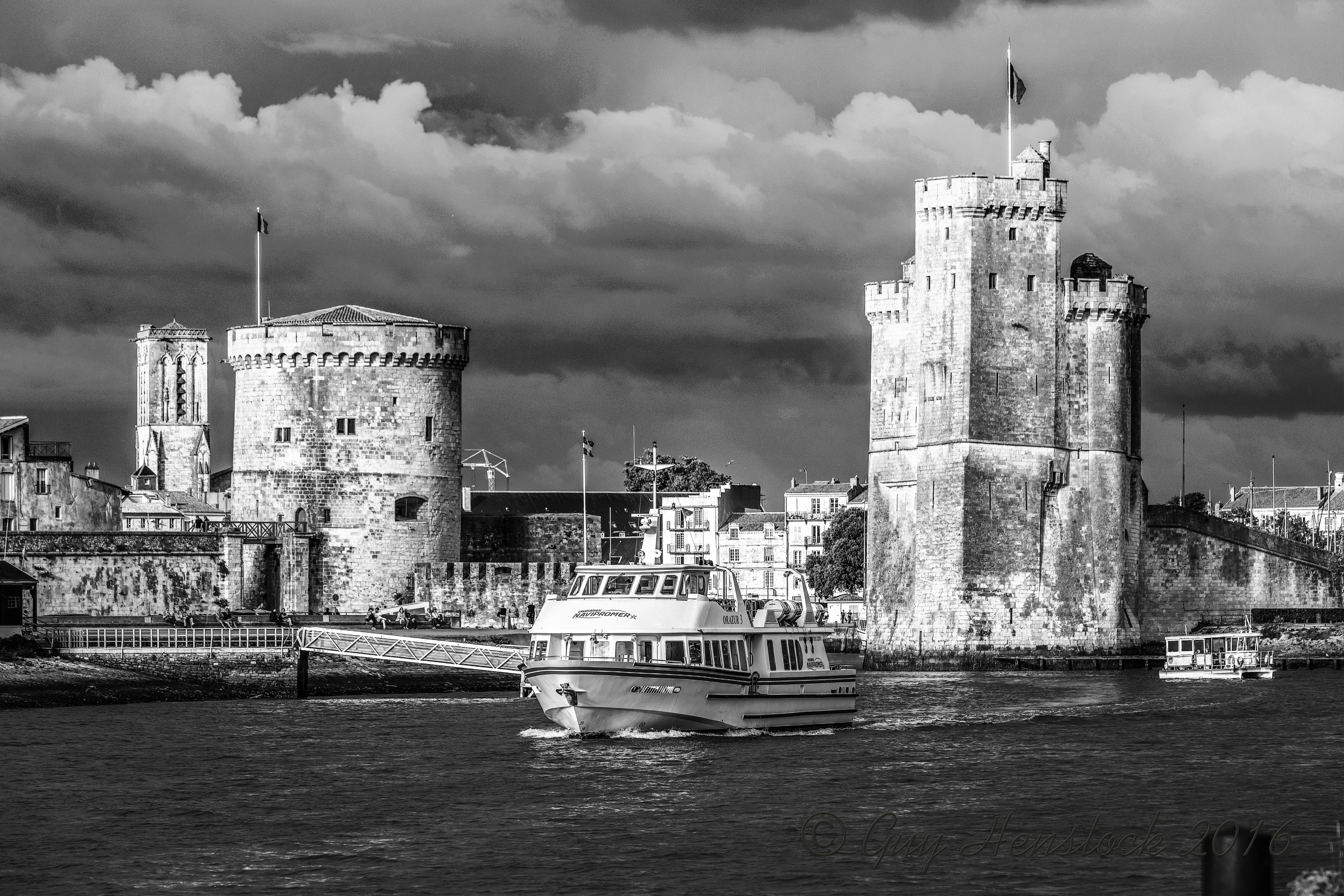 The two Towers La Rochelle dsr_0803_x3000